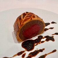 銀座 レカン - 群馬県上州牛フィレ肉とセップ茸のパイ包み焼きソースベルシー