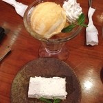 Koushiya - もちもちドーナツぱへ
                        と
                        アールグレイチーズケーキ
                        *\(^o^)/*