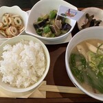 奈紬太 - 朝ごはん