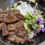 淡路島肉丼製作所 牛と米 - 牛と米　1320円