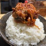 淡路島肉丼製作所 牛と米 - 和牛サーモンバクダン丼