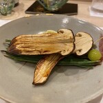 蕎麦割烹  倉田 - 焼き松茸
