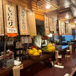 焼鳥 コの字 - 内観