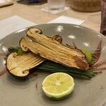 蕎麦割烹  倉田 - 焼き松茸