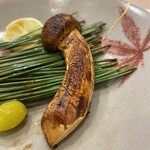蕎麦割烹  倉田 - 焼き松茸