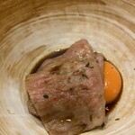 蕎麦割烹  倉田 - 山形牛サーロイン シャブシャブ、卵黄添え