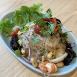 タイ料理研究所 下北沢店 - ヤムウンセン単品