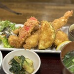 味亭花の家 - アップ。特大エビフライ2匹じゃなくて4匹にしてもらえる？と聞いたらいいですよー笑