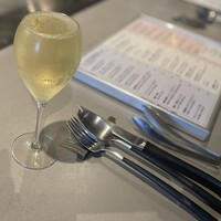フレンチバルギンザ by plein - スパークリングワインで乾杯