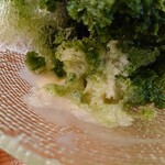 とらや工房 - かき氷（抹茶蜜）に豆乳汁粉をちょい足し。