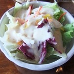 横浜瀬里奈 ステーキドーム - 最初のサラダ