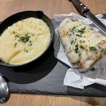 MASUYA MEAT＆CRAFT BEER - マッシュポテト（750円）、ガーリックトースト（750円）