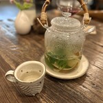 aru - 食後のハーブティー