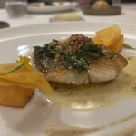 エヴォリュエ - 