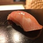 すし 良月 - 中トロ湯霜漬け