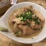 炭火焼きホルモン専門店 北野 - モツ煮、トロトロ！