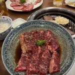 秋葉原 炭火焼肉 たん清 - 