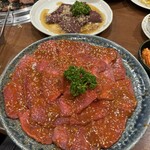秋葉原 炭火焼肉 たん清 - 