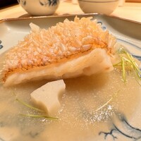 鮨 由う - 