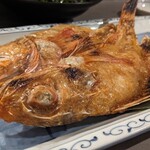 肴屋 魚まる - 大将お薦め、キンキを焼きで。
                                んまー。