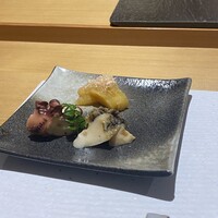 鮨 真魚 - 