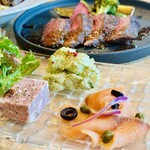 trias dining - 