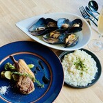 trias dining - 