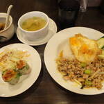 DOI KHAM Thai Restaurant - 