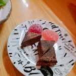 ペルメニ ブティック - 