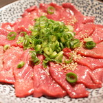 黒毛和牛一頭買い 炭火焼肉専門店 闇市ジョニー - 