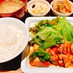 パルファン - 本日のごはん　小鉢はさつまいもサラダ、たけのこれんこん煮