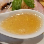 燃えよ麺助 - スープ