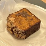 リトルナップ コーヒーロースターズ - キャラメルいちじくケーキ