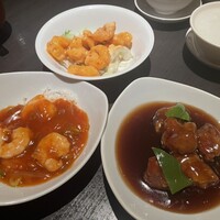 廣東料理 民生 ヒルトンプラザウエスト店 - 