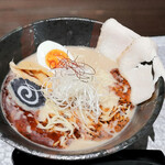 骨付き鶏 樹 - 料理写真:濃厚鶏白湯麵