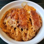 なか卯 - 料理写真:カツ丼 590円