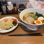 らぁ麺 鶏と豚 - 