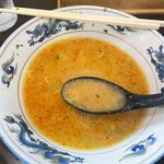 寅真らーめん - スープ