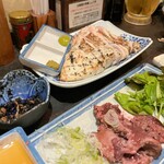 炭火焼専門食処 白銀屋 - 