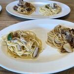 リトルネスト - パスタはシェア盛りして頂けます