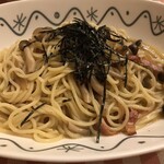 来鈴亭 - ベーコンとキノコのバター風味の和風パスタ