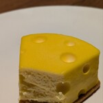 FROMA YORKYS CHEESE RESTAURANT&BAR - 