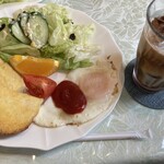 プルミエカフェ - 料理写真:サラダが新鮮