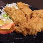 まぐろ丼　加一 - 牡蠣フライ：1050円（2013.10.21）