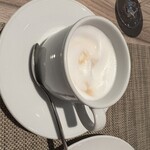 アップステアーズ - 