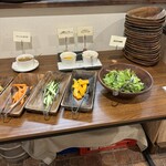 Piccolino - おかわりできるサラダバーコーナー