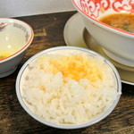 はし友ラーメン - はし友ラーメン・玉かけご飯(2013.11)