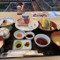 博多料亭 稚加榮 - 