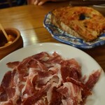 バル ポルティージョ - 生ハム、こくが違う