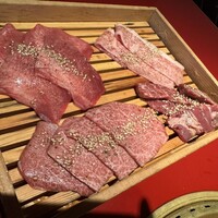 焼肉 綾小路 - 